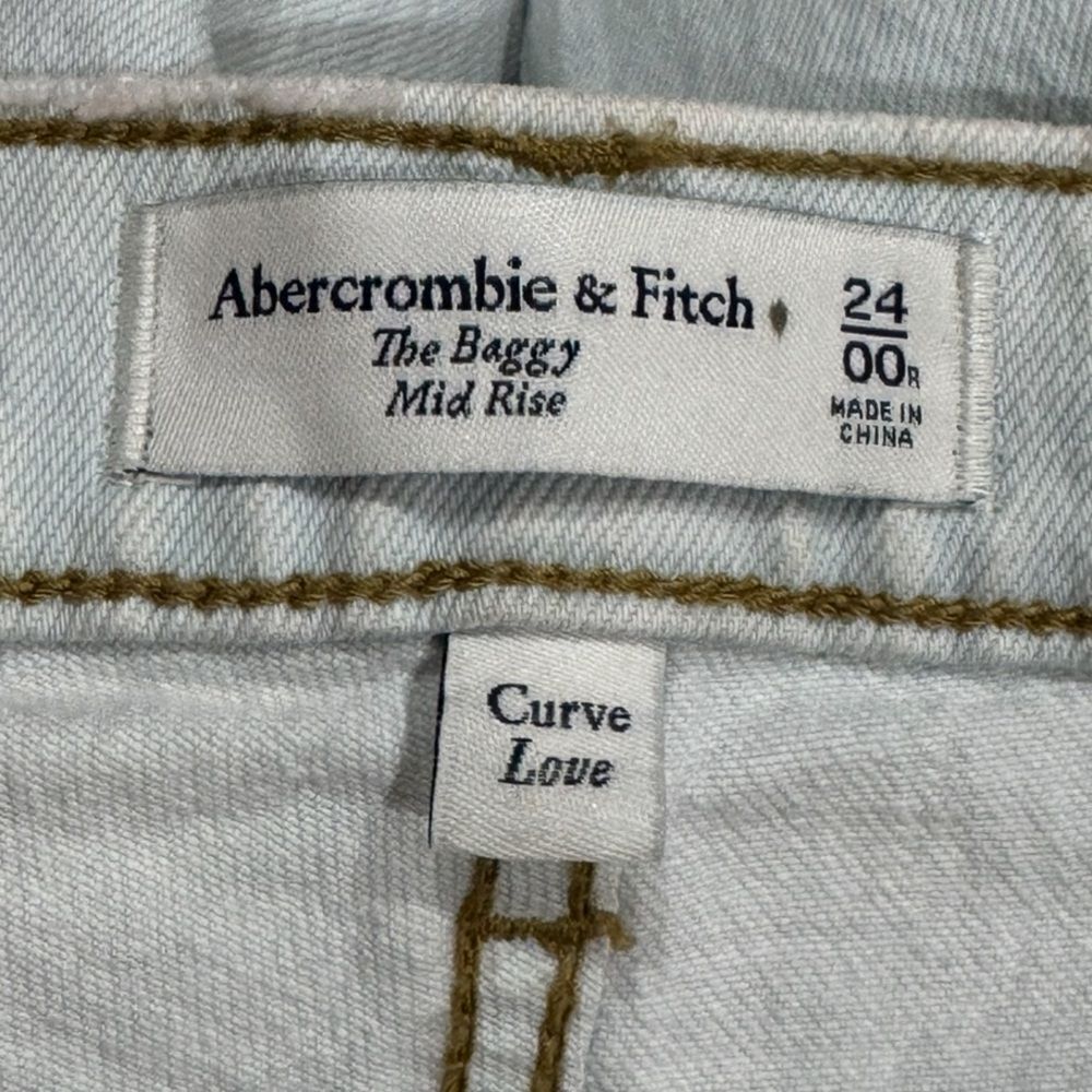 Abercrombie and Fitch The Baggy Mid Rise Jeans Women’s 00/24 - Picture 3 of 5